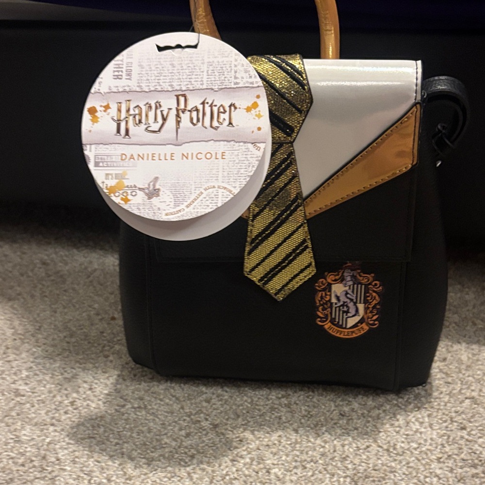 Danielle Nicole Black and Gold Harry Potter Handbag